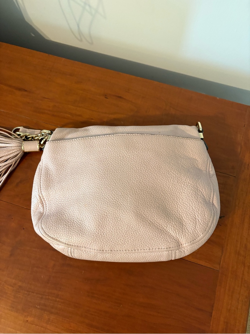 Michael Kors Blush Pink Pebbled Leather Shoulder Bag Tassel Gold Chain - Picture 11 of 13